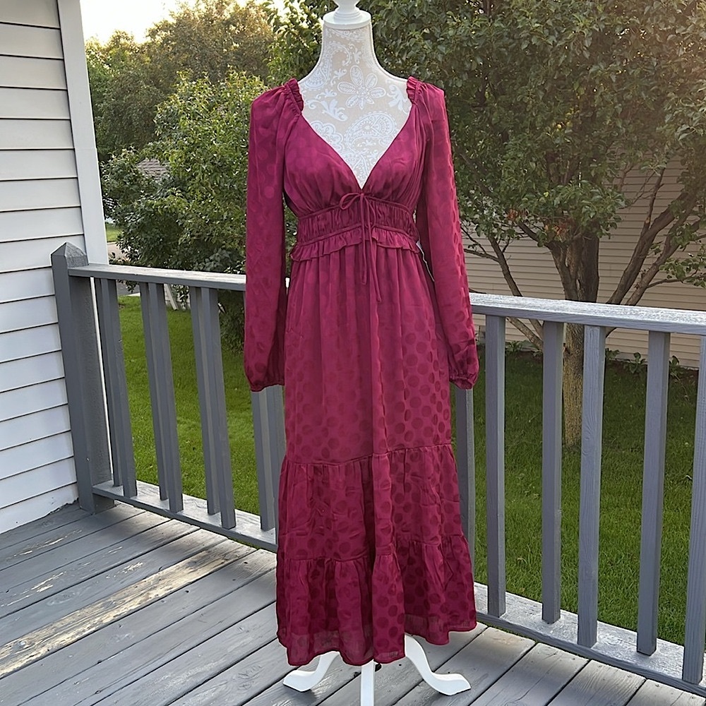 Lush Dress burgundy NWT Sz M
